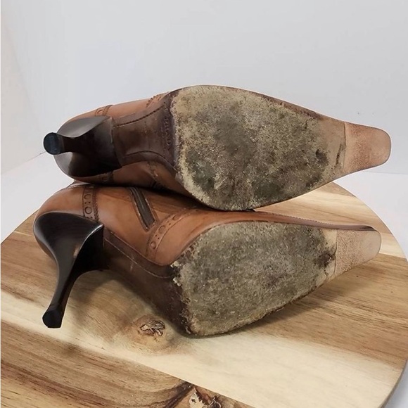 Prada Milano Brown Leather Mid-Calf Heeled Boots with Brogue Toe and Bow - Picture 8 of 8